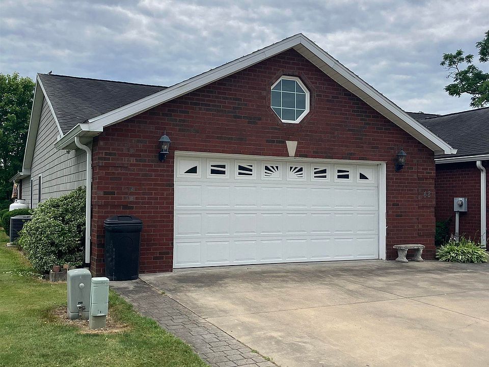 1st image of 48 Turnberry Ln