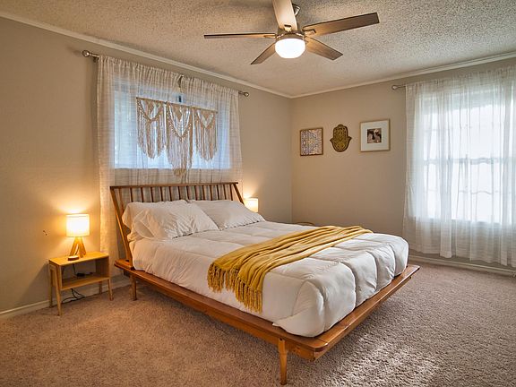 3rd image of 2302 Longridge Dr