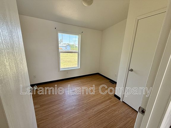 5th image of 388 N Buchanan St APT A