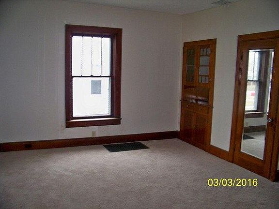 3rd image of 429 S Sandusky Ave