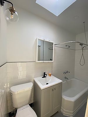 5th image of 53 Bay 13 St #2R