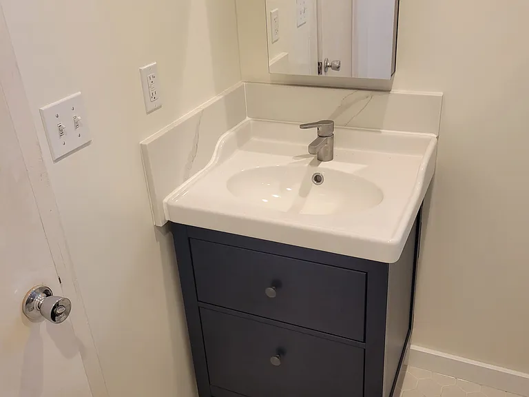 802 E Sycamore Ave #A — Photo 15
