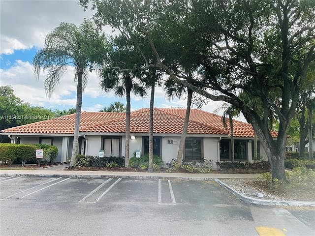 1st image of 3203 Coral Lake Dr #3203