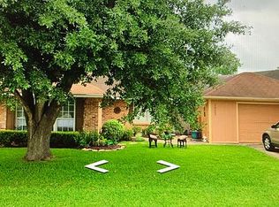 1922 Sherwood Forest St, Houston, TX 77043