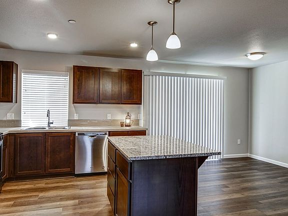 5th image of 14615 NE Rose Pkwy #5-103