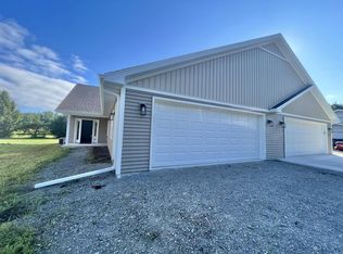 W274 Madison Ave, Ixonia, WI 53036