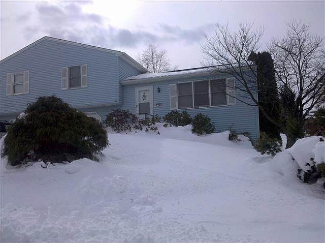 Home for Sale in Dillsburg, PA $119,900