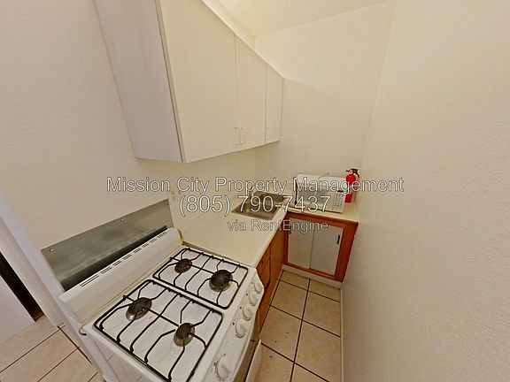 4th image of 1421 Bath St Unit D