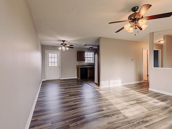 5th image of 2388 Candyland Dr