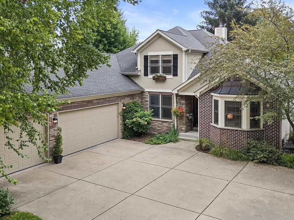 1st image of 11303 47th AVENUE