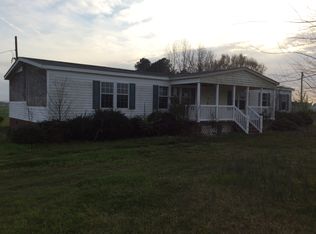 128 Beddard Farm Rd, Snow Hill, NC 28580