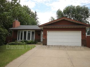 12203 149th Ave NW, Edmonton, AB