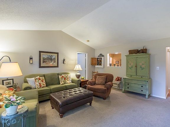5th image of 5900 Snowdrop Ave