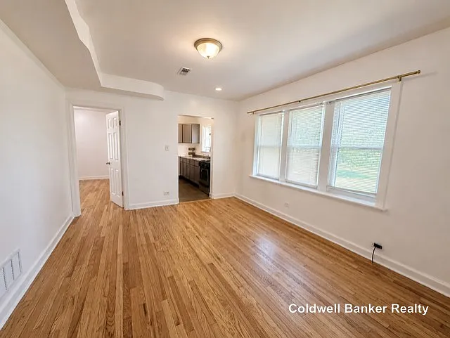 834 N Christiana 1st Fl #1ST FL — Photo 4