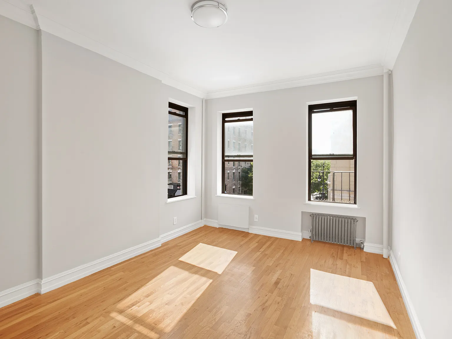 452 East 78th Street — Photo 1
