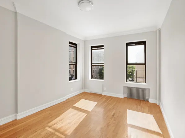 452 East 78th Street image 1 of 7