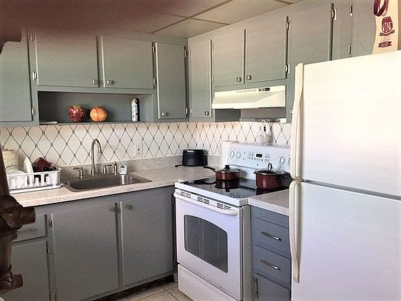 5th image of 205 Kings Blvd APT 65
