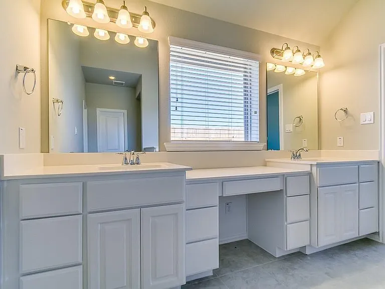 6018 Grace Falls Dr — Photo 18