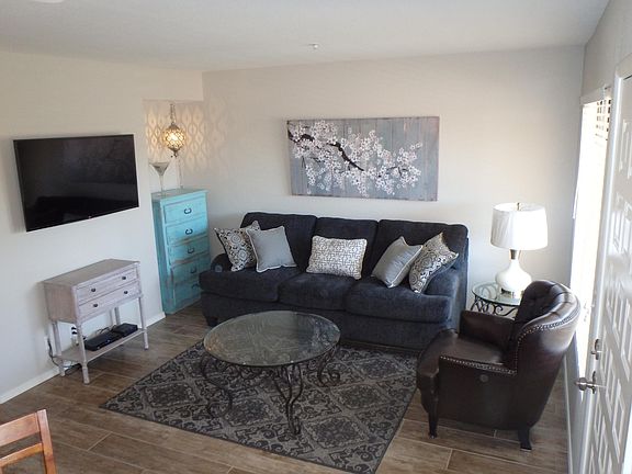 2nd image of 1806 Swanson Ave APT 203
