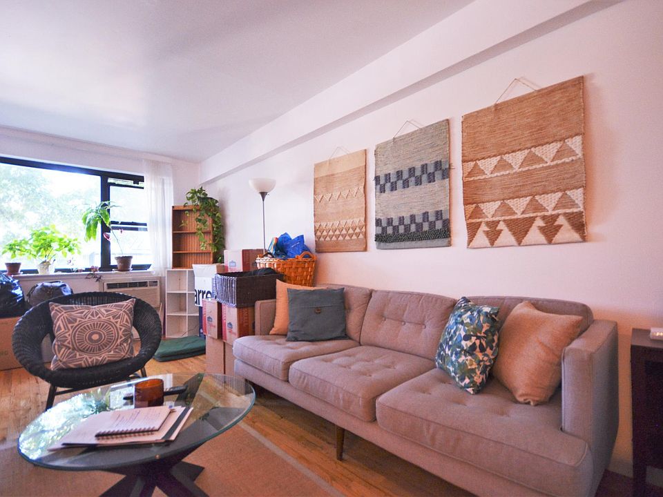 1st image of 110 Fisher Ave #2