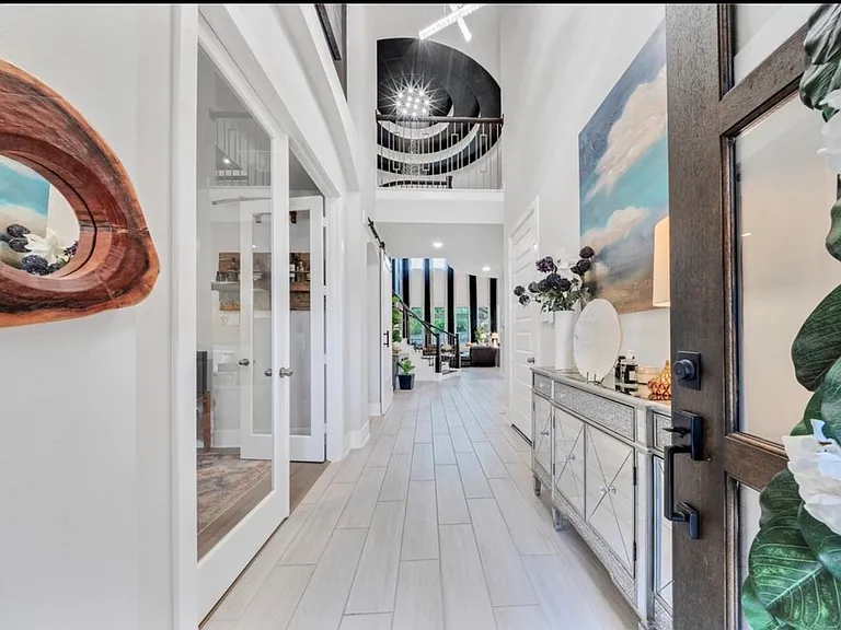 8826 Forest Side Dr — Photo 13