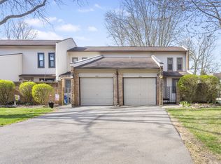 1010 Willow Grove Ct #1, Rochester Hills, MI 48307