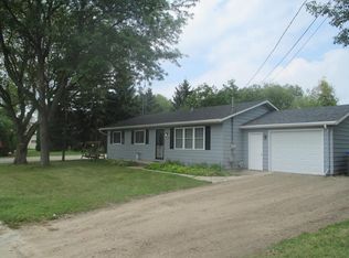 1206 Louisa St, Watertown, WI 53098
