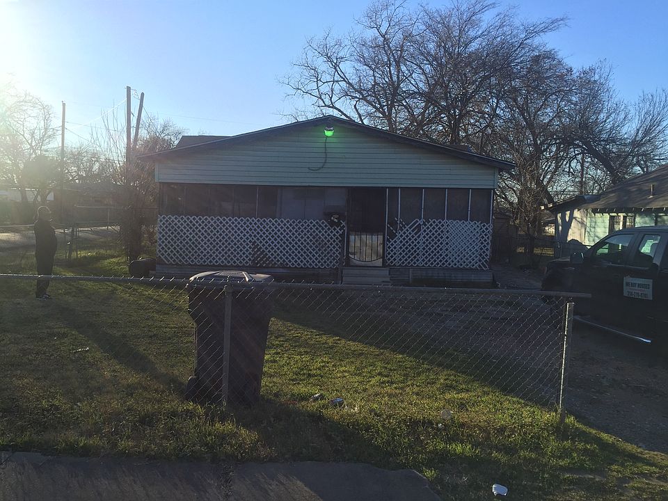 1st image of 2527 Ramsey Ave