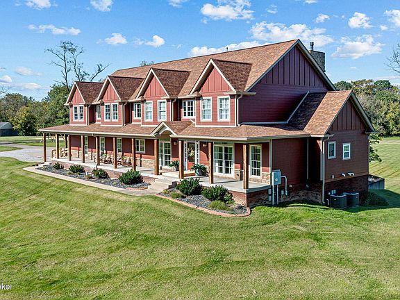 3rd image of 13804 1/2 Medora Rd