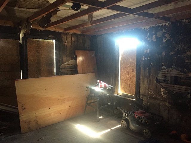2nd image of 121 E 2 N