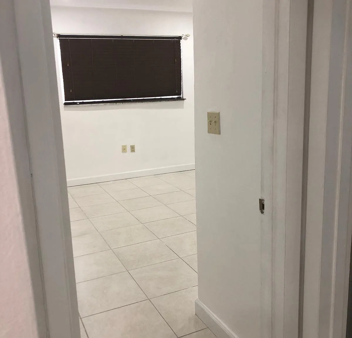 2 bed, 2033 sqft, $3,000 — Photo 2