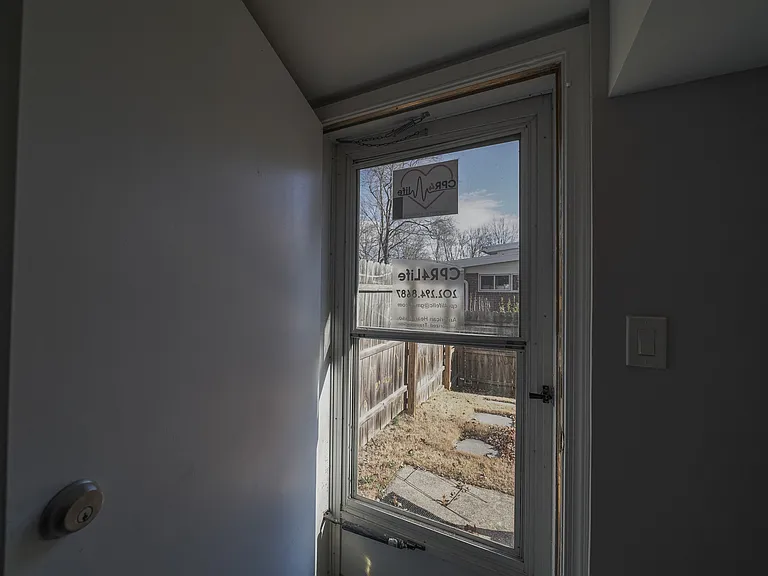 2303 Pinneberg Ave — Photo 38