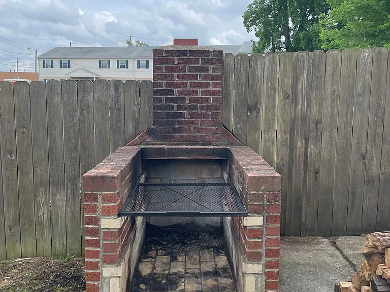 22 W Clopton St — Photo 16