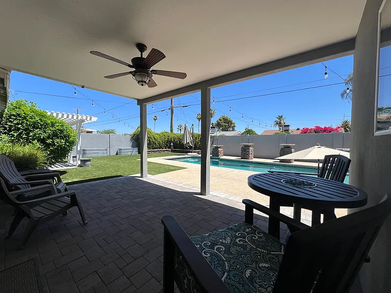 7437 E Taylor St — Photo 2