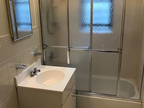 2nd image of 2459 27th St #2