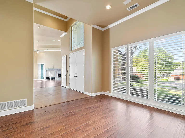 6020 Parksedge Ln — Photo 7
