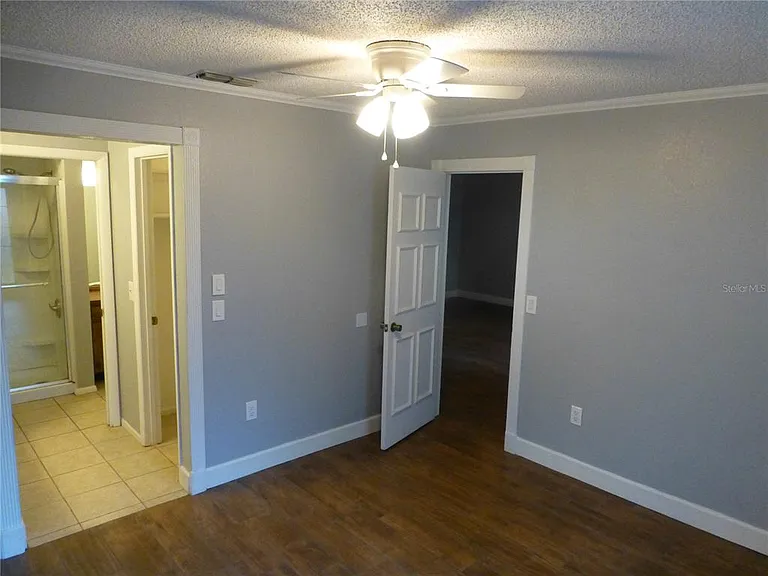 1890 Wolford Rd #5 — Photo 12