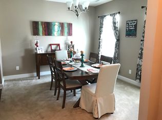 10202 Meridale Crossing Dr, Charlotte, NC 28269