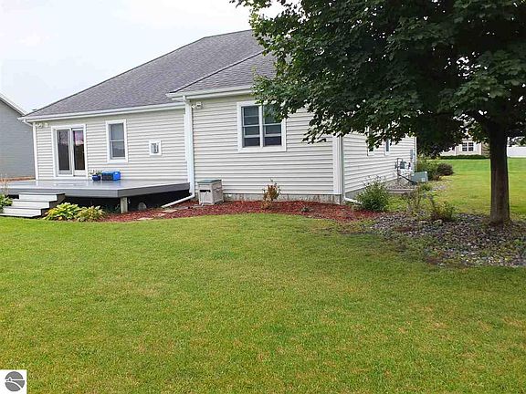 3rd image of 5104 Liberty Dr