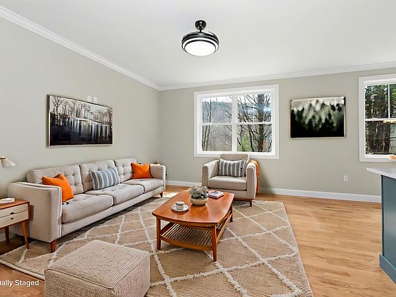 5th image of 82 Wilton Road #A & B