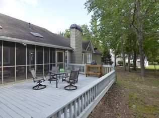 318 Kensington Dr, Peachtree City, GA 30269