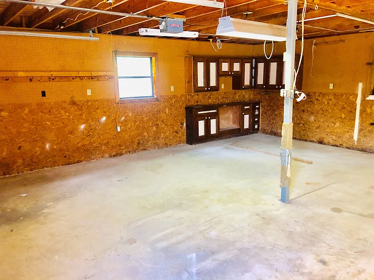 349 Harvard Rd — Photo 5
