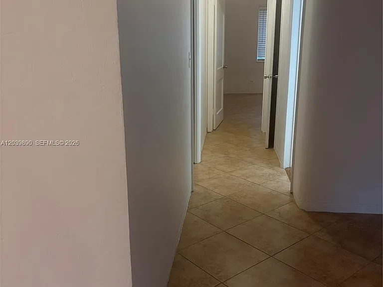 719 NE 16th Ave #719B — Photo 12