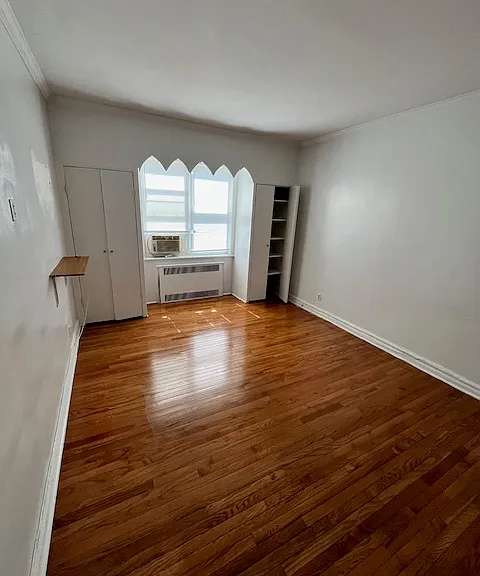 Primary Bedroom w 3 closets