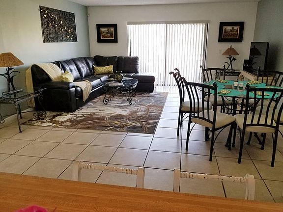 3rd image of 125 S Palmway APT 1