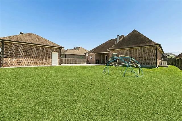 134 Chapel Hill Dr — Photo 19