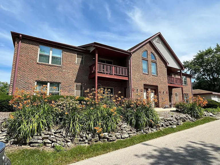 10141 W Cold Spring Rd — Photo 1