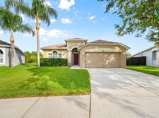 10315 Birdwatch Dr, Tampa, FL 33647
