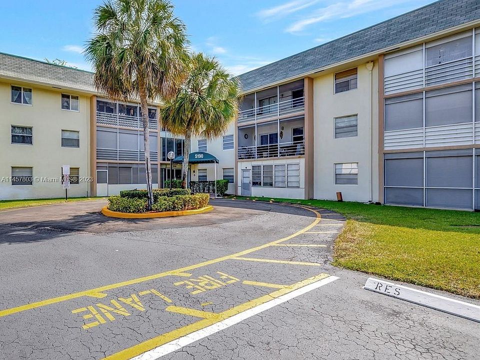 1st image of 5190 E Sabal Palm Blvd APT 315