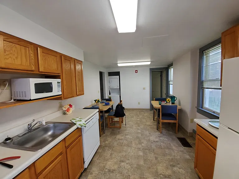 105 Dryden Ct — Photo 8
